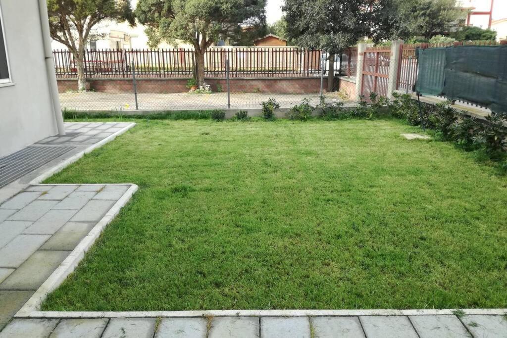 Apartment In Sardinia Decimomannu Bagian luar foto