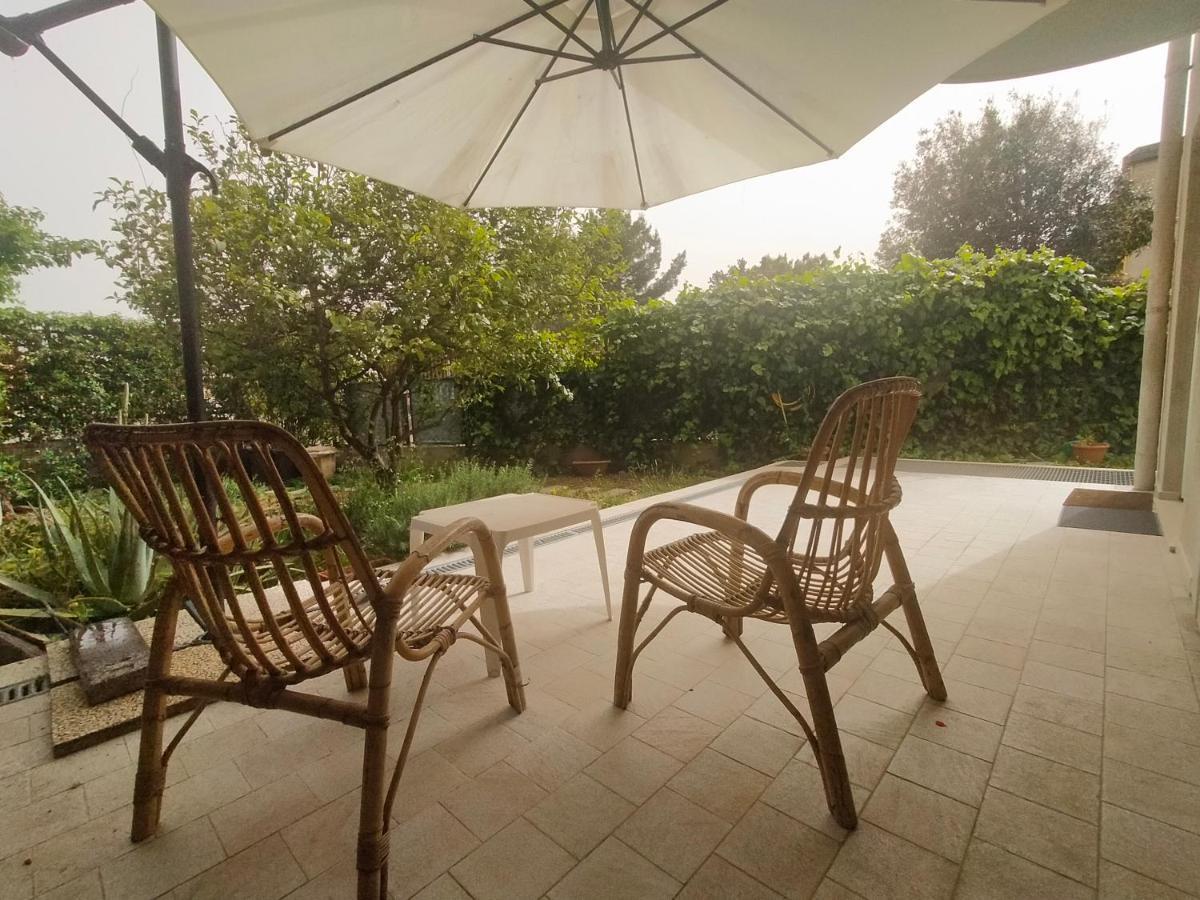 Apartment In Sardinia Decimomannu Bagian luar foto
