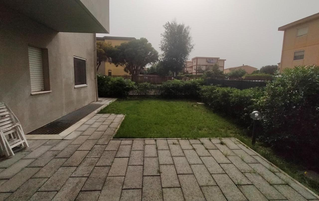 Apartment In Sardinia Decimomannu Bagian luar foto