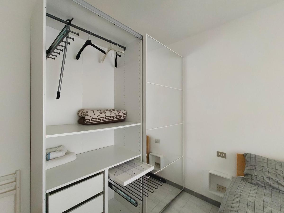 Apartment In Sardinia Decimomannu Bagian luar foto